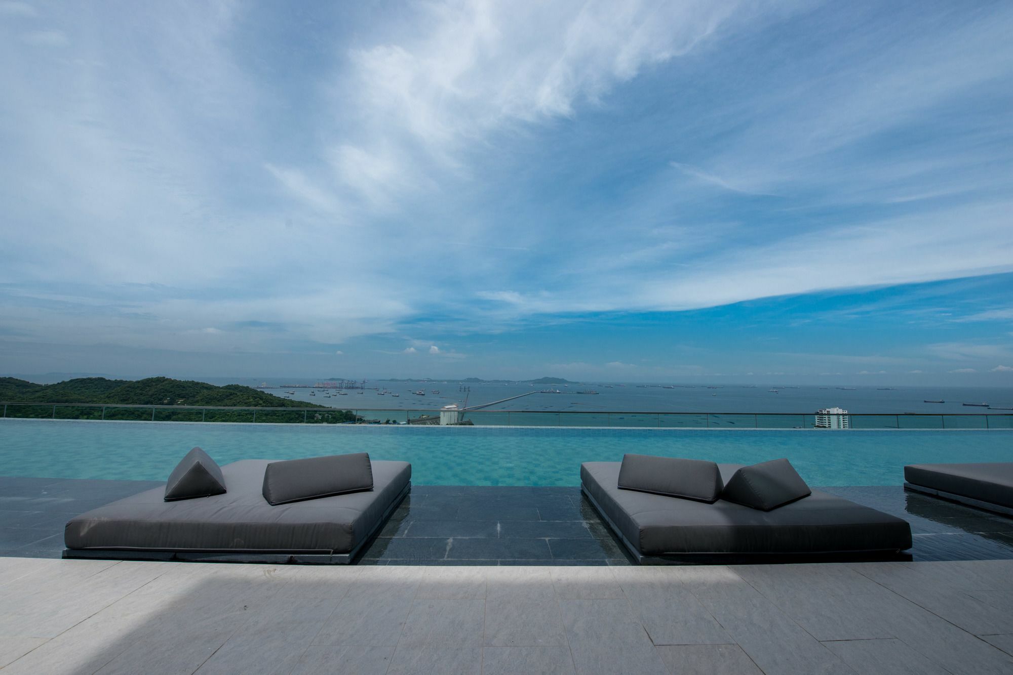 Knightsbridge The Ocean Sriracha By Crown Residence Si Racha Ngoại thất bức ảnh