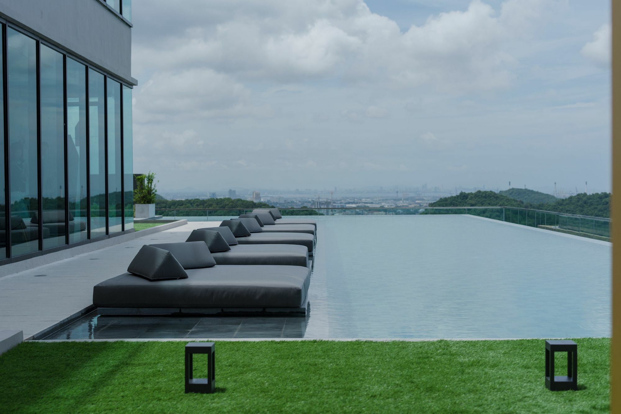 Knightsbridge The Ocean Sriracha By Crown Residence Si Racha Ngoại thất bức ảnh