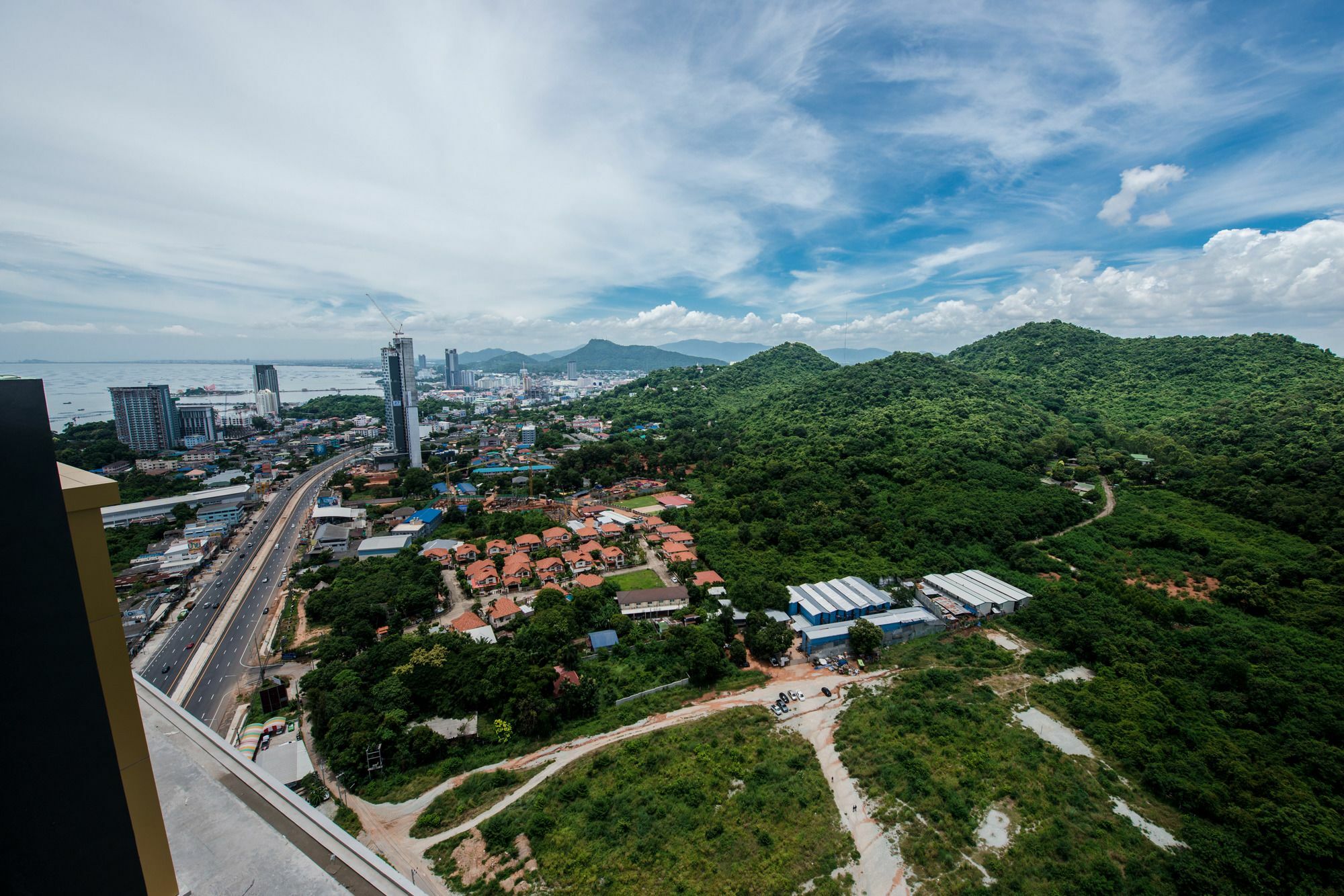 Knightsbridge The Ocean Sriracha By Crown Residence Si Racha Ngoại thất bức ảnh